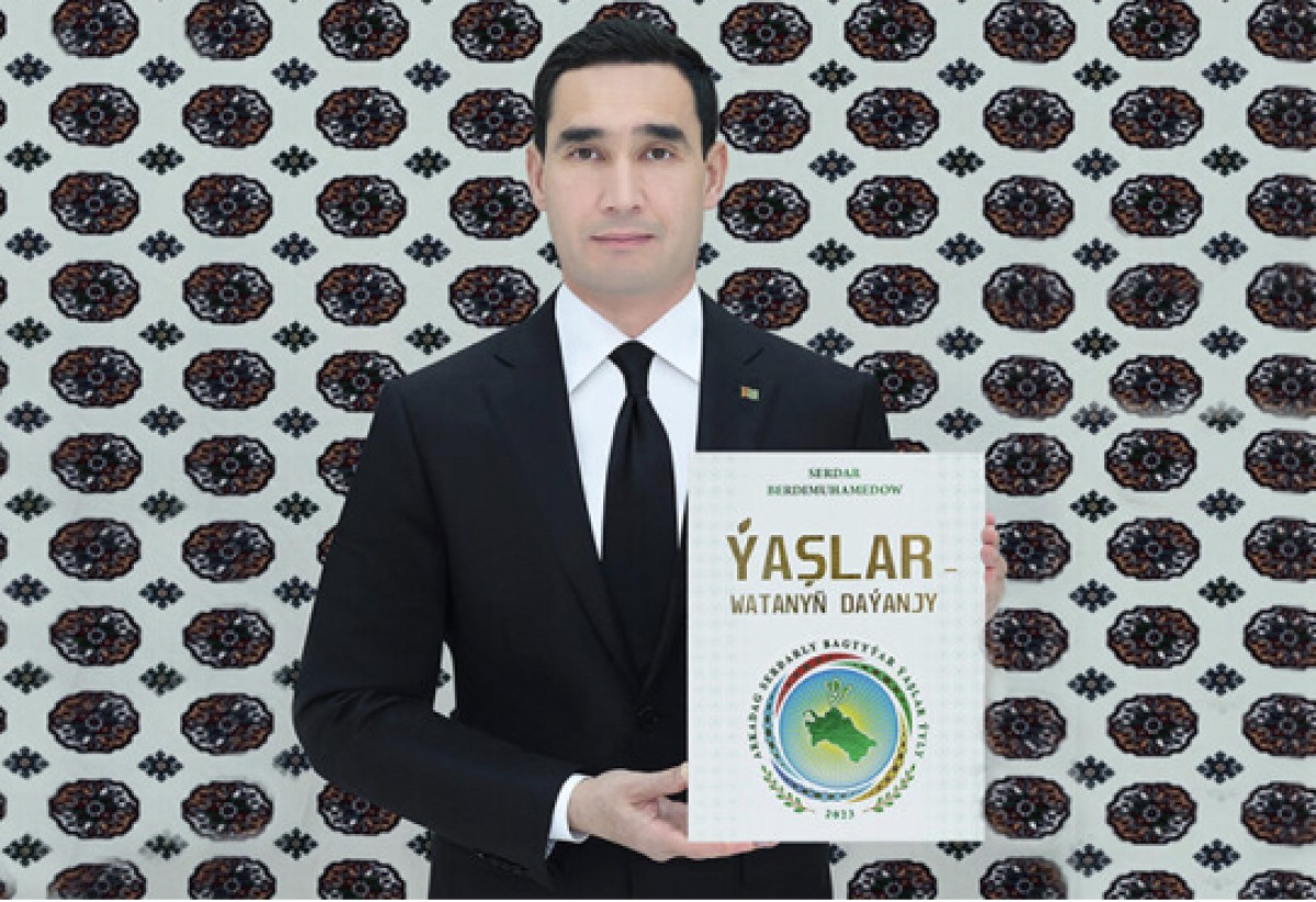 Түрікменстанның президенті де кітап шығарыпты: Румыниядағы елшілікте тұсаукесері өтті